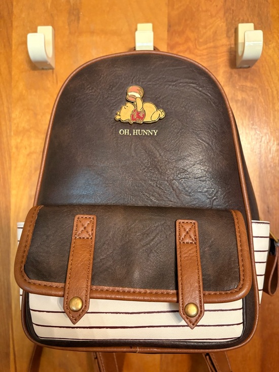 Rare Disney Winnie the Pooh Hunny Backpack main image 7